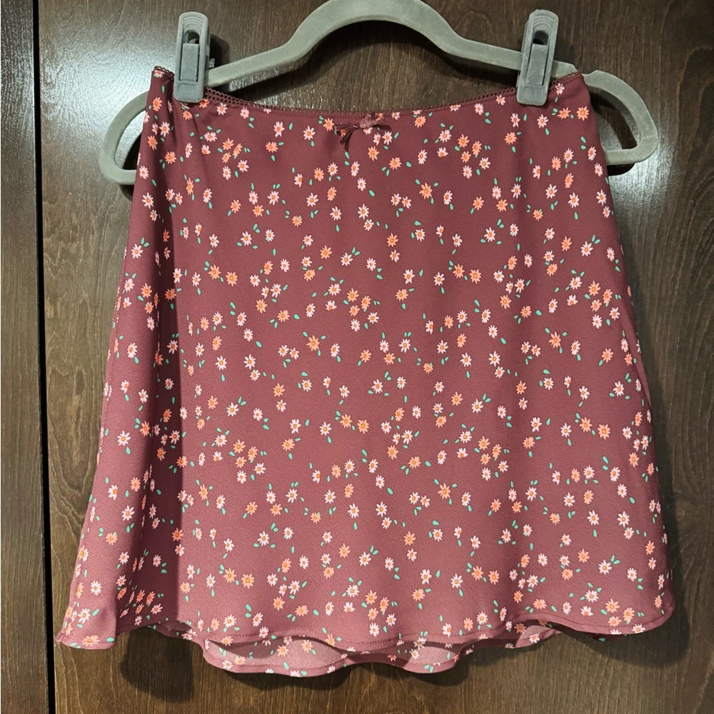 NWOT. Wild Fable Wine Floral Skirt